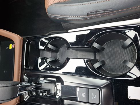 Used 2026 Subaru Forester Touring AWD/4WD image 24