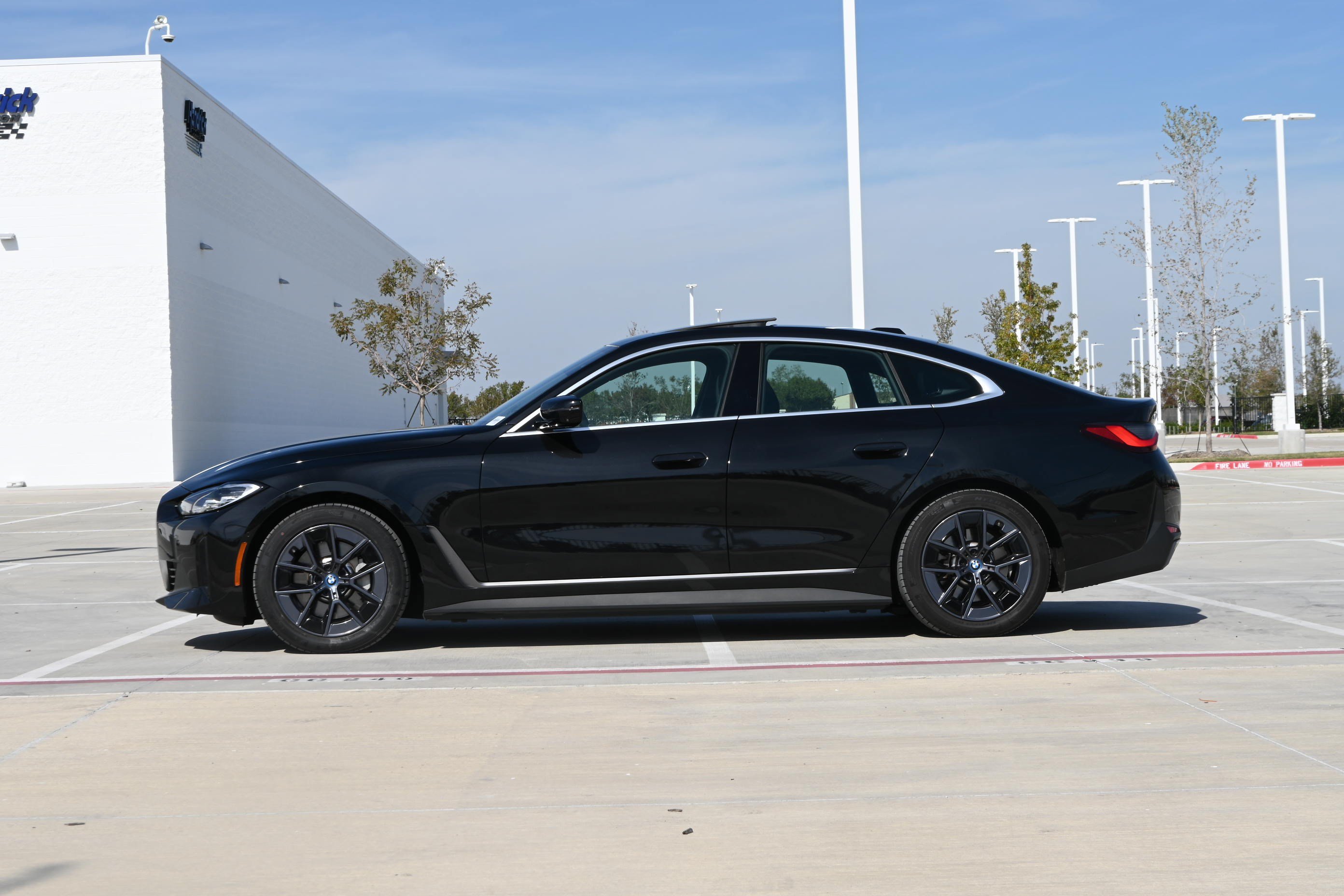 Certified 2023 BMW i4 eDrive40 RWD image 6