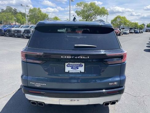 Used 2025 GMC Acadia Denali w/ Super Cruise Package FWD image 5
