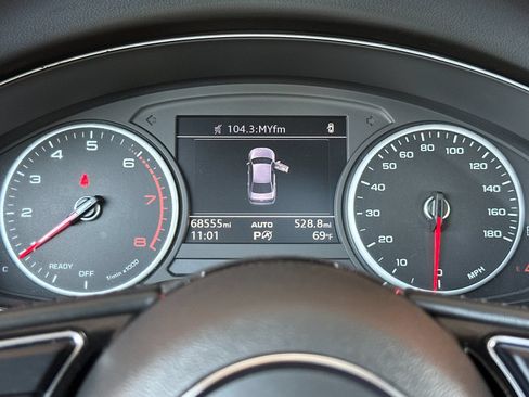 Used 2018 Audi A4 Sedan AWD/4WD image 30