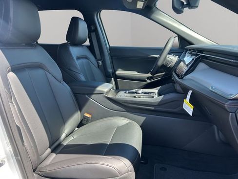 New 2026 Jeep Cherokee Limited AWD/4WD image 38