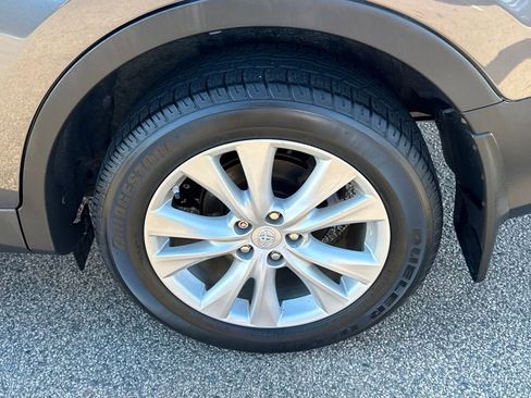 Used 2013 Toyota RAV4 Limited image 39