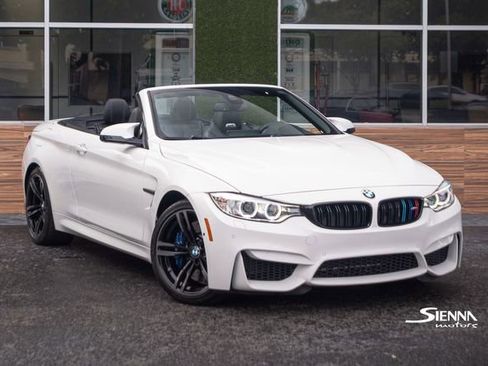 Used 2017 BMW M4 Convertible image 4
