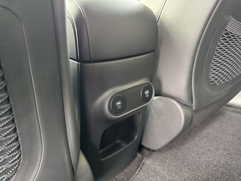 Used 2025 Hyundai Ioniq 5 SEL image 16