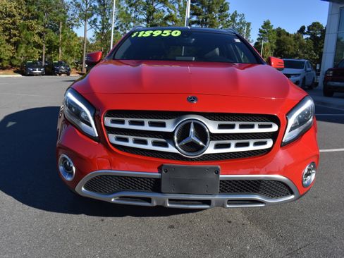 Used 2019 Mercedes-Benz GLA 250 4MATIC image 4