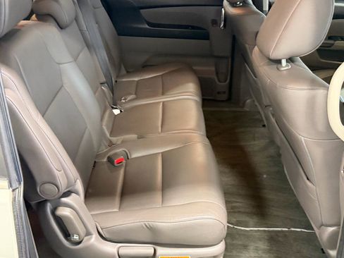 Used 2015 Honda Odyssey EX-L image 17