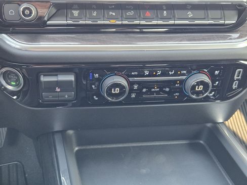 New 2025 Chevrolet Silverado 2500 LTZ w/ Z71 Chrome Sport Edition image 15