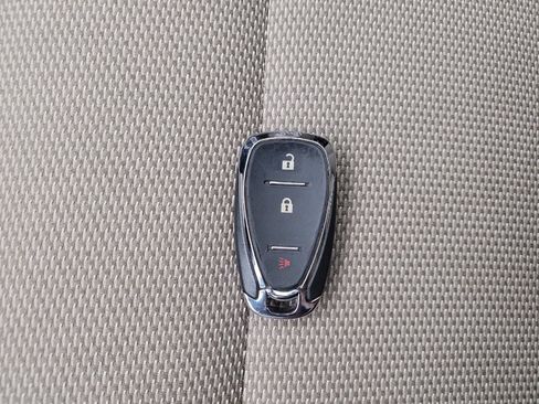 Used 2023 Chevrolet Traverse LS w/ Safety Package AWD/4WD image 32