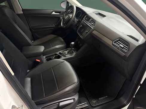 Used 2021 Volkswagen Tiguan SE R-Line AWD/4WD image 15
