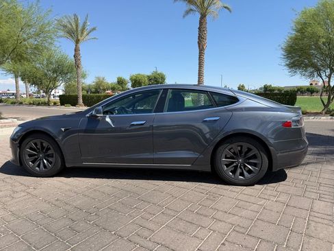 Used 2019 Tesla Model S 75D AWD/4WD image 8