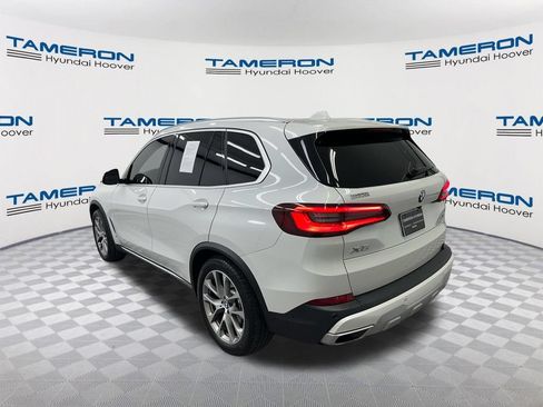 Used 2022 BMW X5 sDrive40i w/ Premium Package RWD image 3