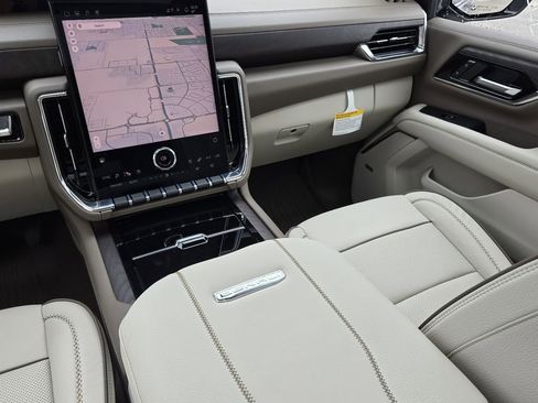 New 2026 GMC Yukon XL Denali AWD/4WD image 35