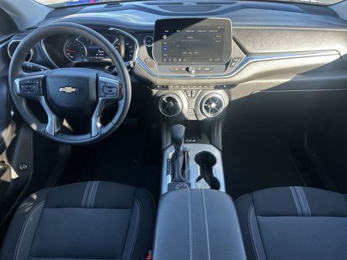 Used 2024 Chevrolet Blazer LT w/ Convenience Package image 18