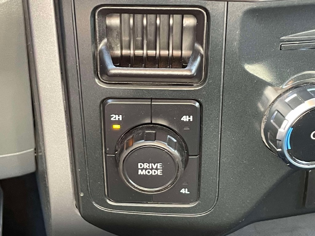 Used 2025 Ford F150 XLT w/ Equipment Group 301A Standard AWD/4WD image 27