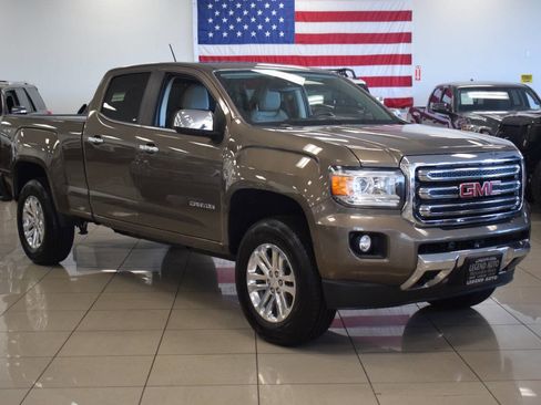 Used 2015 GMC Canyon SLT w/ Driver Alert Package image 2