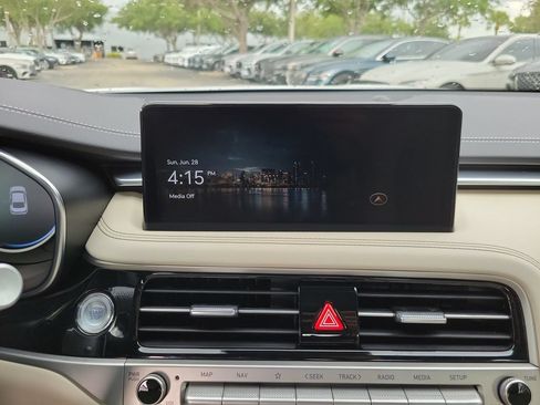 New 2026 Genesis G70 2.5T AWD/4WD image 8