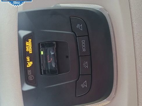 Used 2025 Toyota Corolla LE image 34