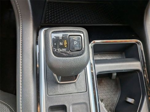 Certified 2024 Nissan Pathfinder SV image 16