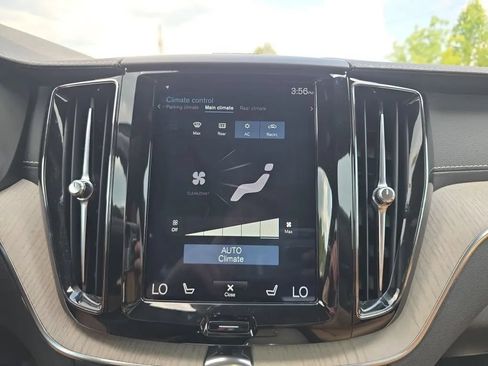 Used 2020 Volvo XC60 T5 Inscription AWD/4WD image 31