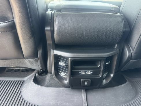 Used 2022 RAM 1500 Laramie RWD image 9
