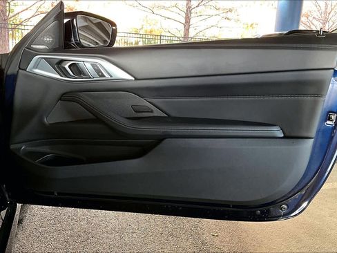 Used 2023 BMW M440i Convertible w/ Premium Package image 21