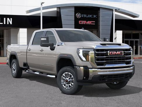 New 2026 GMC Sierra 2500 SLE image 2