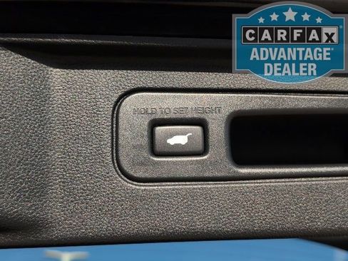 Used 2023 Honda Pilot Elite image 12