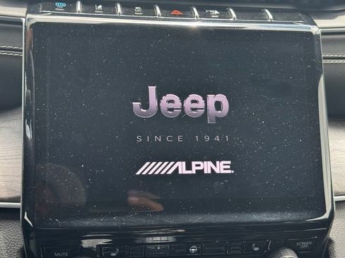 Certified 2024 Jeep Grand Cherokee Limited 4xe AWD/4WD image 30
