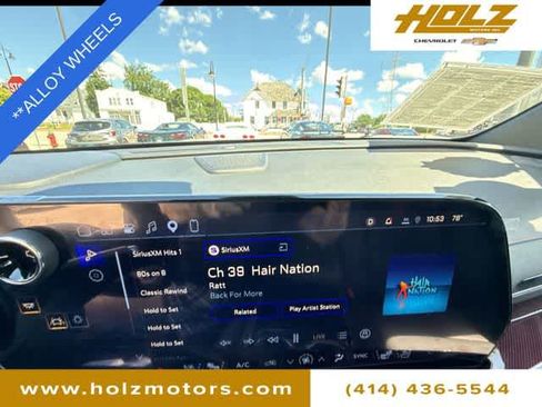Certified 2026 Chevrolet Traverse RS AWD/4WD image 13
