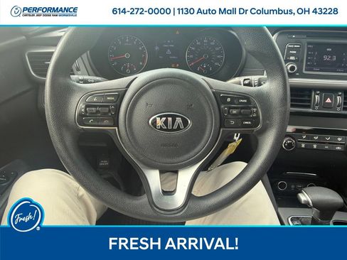 Used 2017 Kia Optima LX FWD image 18