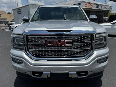 Used 2018 GMC Sierra 1500 Denali w/ Denali Ultimate Package AWD/4WD image 2