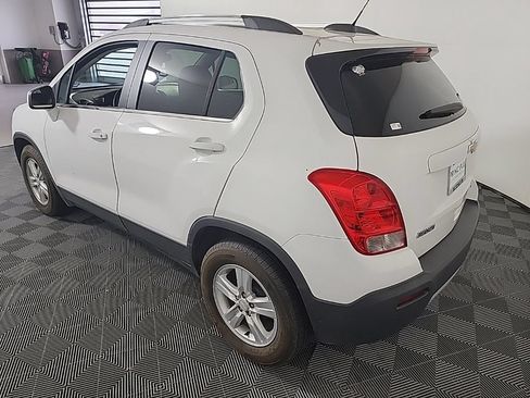 Used 2016 Chevrolet Trax LT w/ LPO, Cargo Package FWD image 5