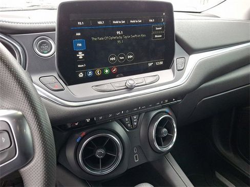 New 2024 Chevrolet Blazer LT w/ Driver Confidence Package image 8