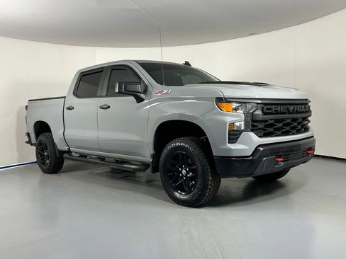 Used 2024 Chevrolet Silverado 1500 Custom Trail Boss AWD/4WD image 1