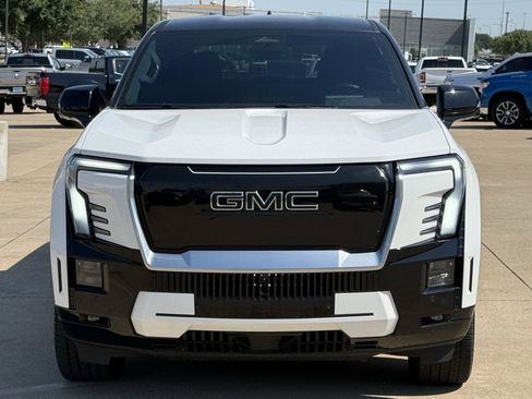 Used 2026 GMC Sierra EV Denali AWD/4WD image 8