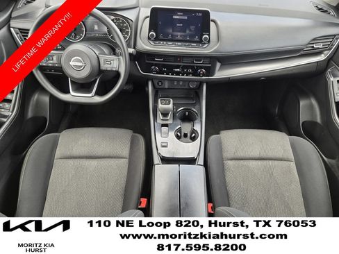 Used 2024 Nissan Rogue SV FWD image 5