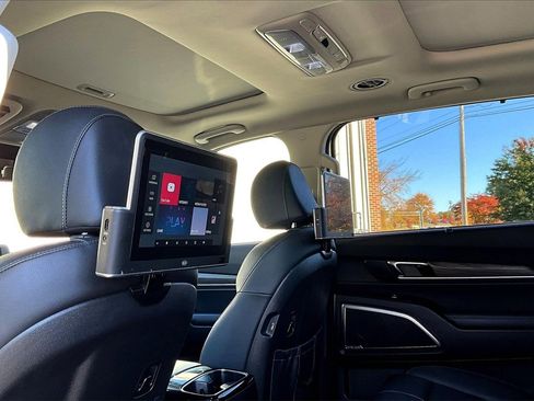 Used 2022 Kia Telluride SX w/ Nightfall Edition Package image 29