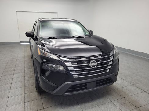 Used 2024 Nissan Rogue S FWD image 14