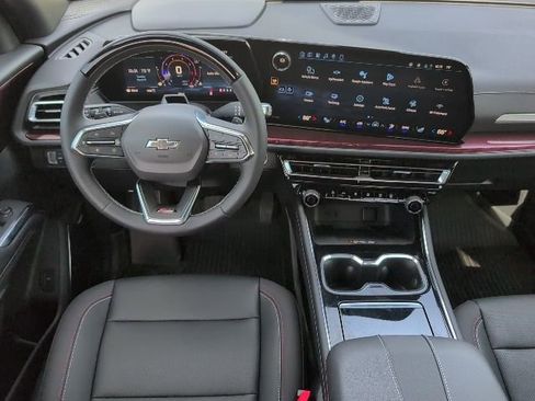 New 2026 Chevrolet Traverse Z71 w/ Enhanced Driving Package image 4