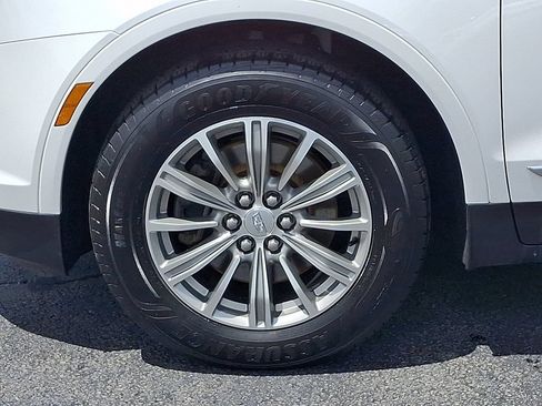 Used 2019 Cadillac XT5 Luxury AWD/4WD image 8
