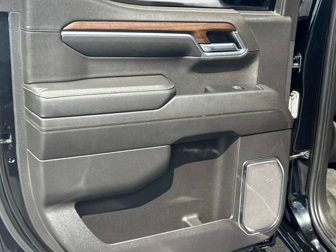 Used 2022 Chevrolet Silverado 1500 High Country AWD/4WD image 11