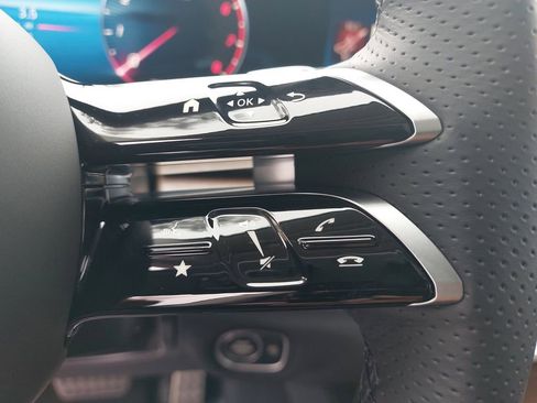 New 2025 Mercedes-Benz GLS 450 4MATIC image 21