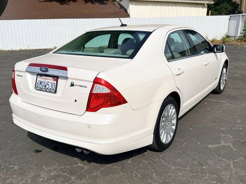 Used 2010 Ford Fusion image 6