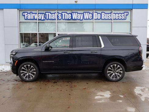 New 2025 Chevrolet Suburban High Country image 7