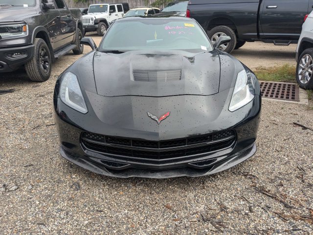 Used 2016 Chevrolet Corvette Stingray Coupe w/ Carbon Flash Badge Package RWD image 2