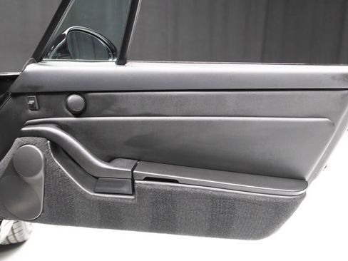Used 1998 Porsche 911 Targa RWD image 48