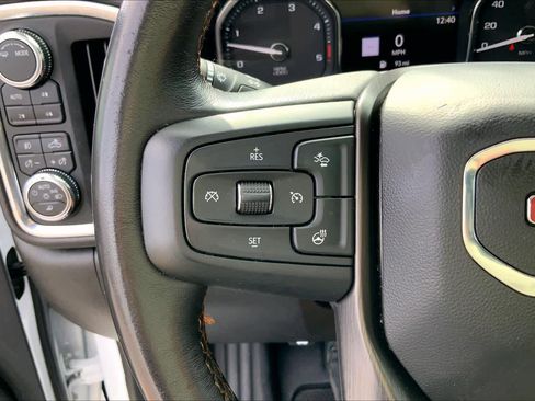 Used 2023 GMC Sierra 2500 AT4 w/ AT4 Premium Plus Package AWD/4WD image 23