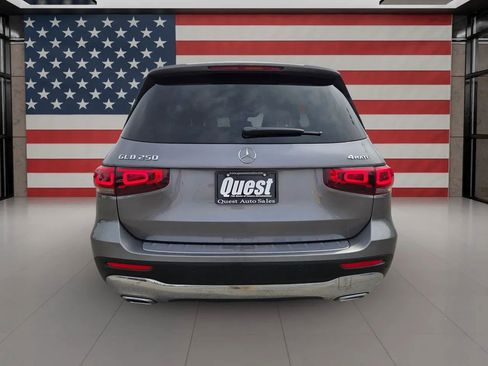 Used 2020 Mercedes-Benz GLB 250 4MATIC image 7