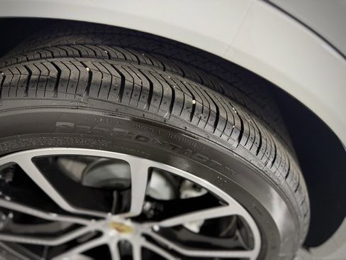 Used 2022 Porsche Cayenne Turbo image 18