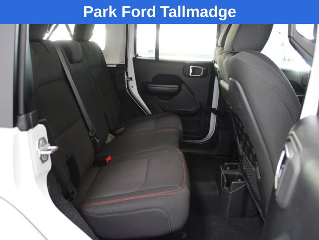 Used 2018 Jeep Wrangler Unlimited Rubicon AWD/4WD image 25